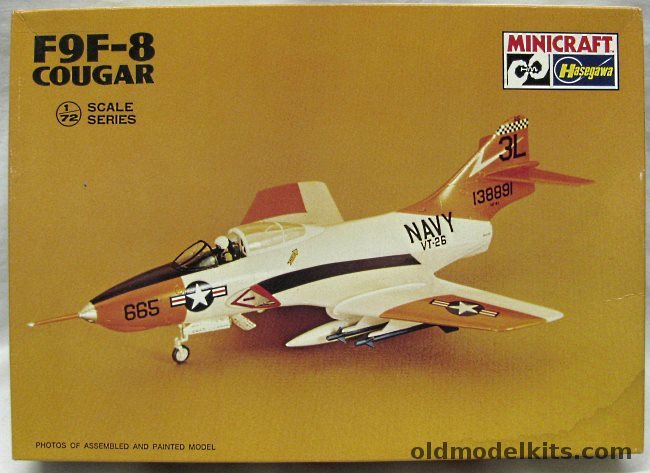 Hasegawa 1/72 Grumman F9F-8 Cougar - VF-81/ VT-26 / Blue Angels  (F9F8), 1139 plastic model kit